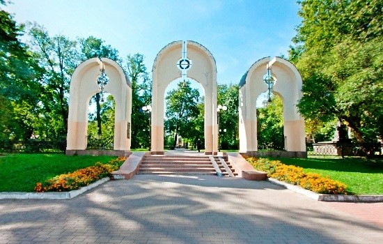 Мемориальный сквер в Ивано-Франковске