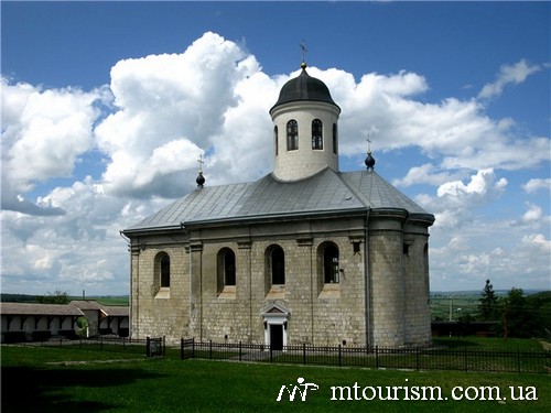 Крилос Крилос памятки