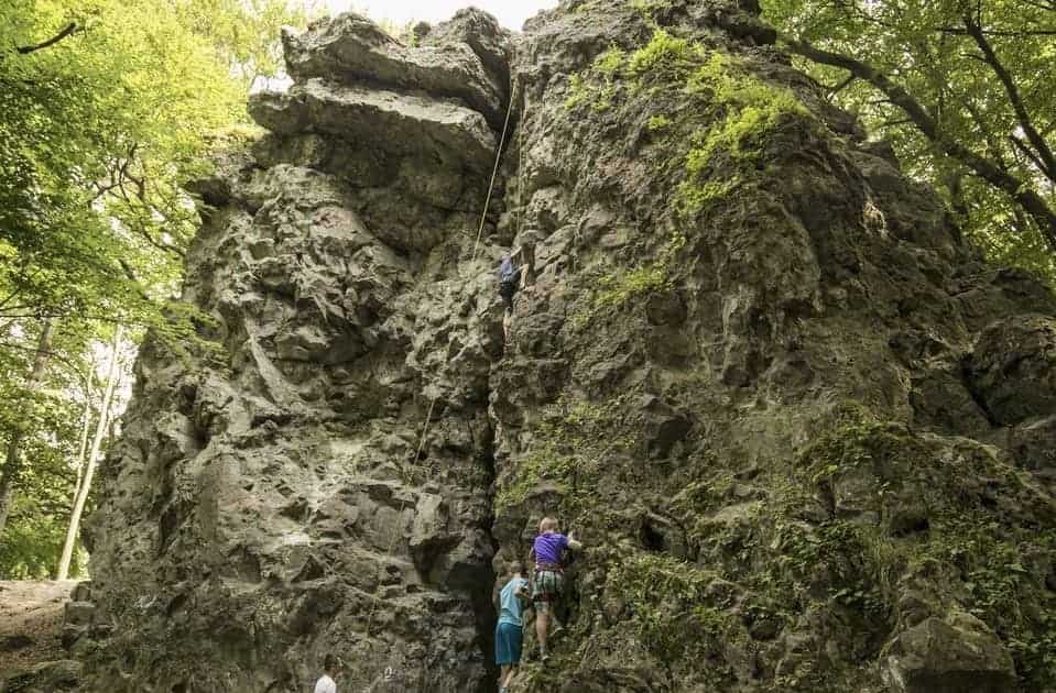 Чотрові скелі