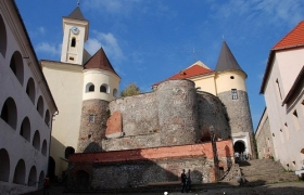 Замок Паланок фото
